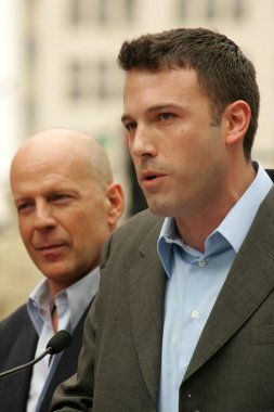 Bruce willis hollywood şöhret töreni yürümek