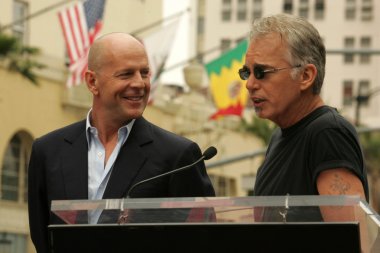 Bruce willis hollywood şöhret töreni yürümek