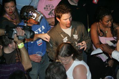 2 yıllık soğuk Heidi ve frank kalabilir yoksa gitmeliyim