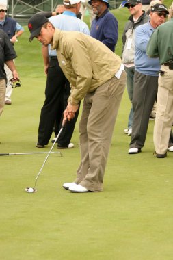 8 yıllık michael douglas ve lexus tarafından sunulan arkadaşlar