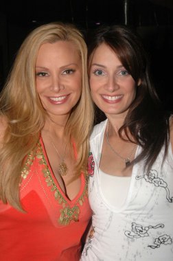 Cindy margolis ve dayanara torres