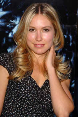 Sarah Carter