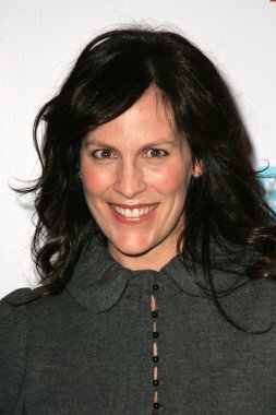 Annabeth Gish