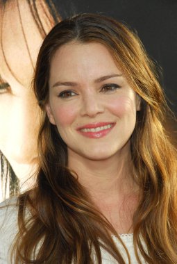 Jacinda Barrett