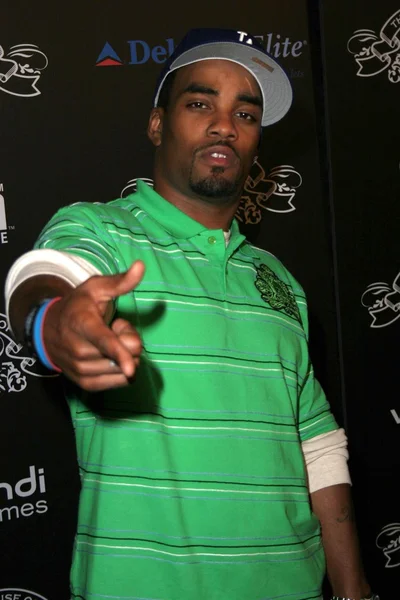 944 dergisi ve hype house parti tekme