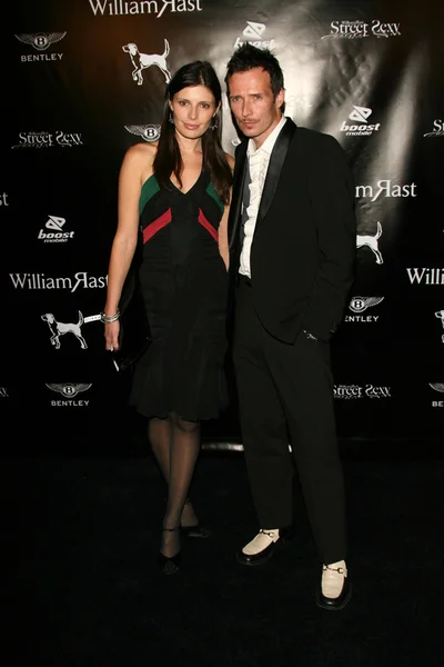Scott Weiland y su esposa Mary Forsberg — Foto de Stock