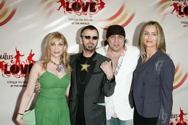 "The Beatles LOVE By Cirque Du Soleil" Gala Premiere — Stock Photo, Image