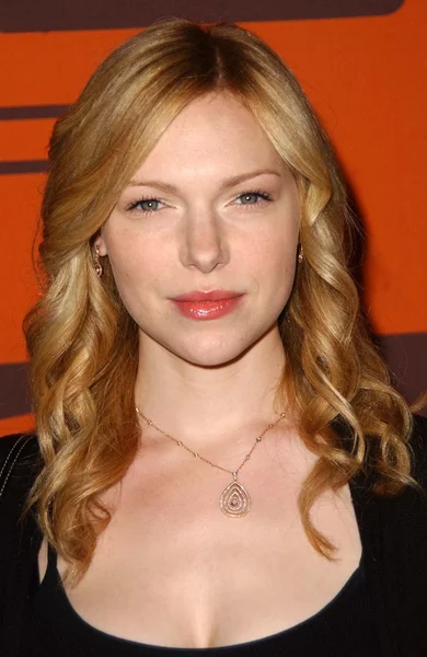 Laura prepon — Stockfoto