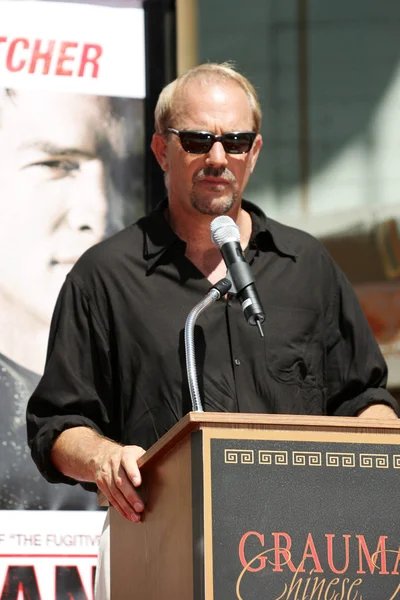 Kevin Costner Hand and Foot Print Ceremony — Stock Photo, Image