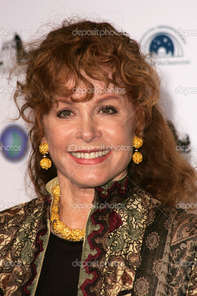 Stephanie Powers Stock Editorial Photo © s_bukley 16424529