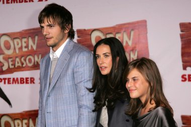 Ashton Kutcher, Demi Moore, Tallulah Belle Willis