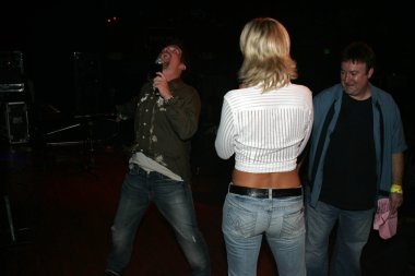 2 yıllık soğuk Heidi ve frank kalabilir yoksa gitmeliyim