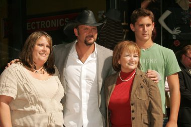 Tim mcgraw ve aile