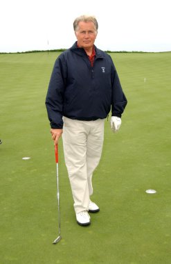 8 yıllık michael douglas ve lexus tarafından sunulan arkadaşlar