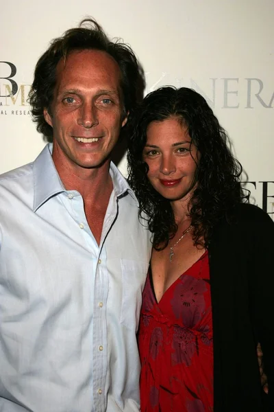 William fichtner und kymberly kalil — Stockfoto