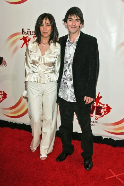 "The Beatles LOVE By Cirque Du Soleil "Gala Premiere —  Fotos de Stock