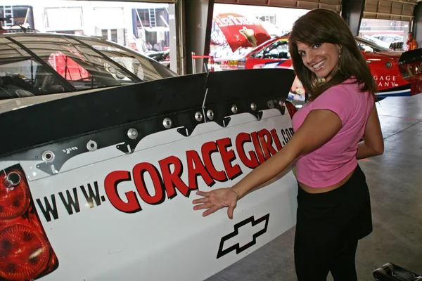 Bridgetta Tomarchio Is The Race Girl on the NASCAR Busch Series — Stock Photo, Image