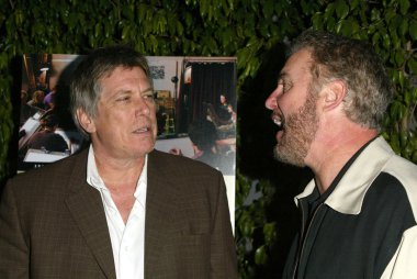 Russell smith ve william l. petersen