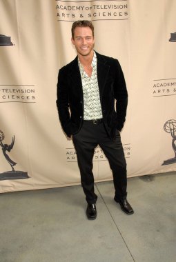 33 yıllık gündüz yaratıcı sanatlar emmy Ödülü