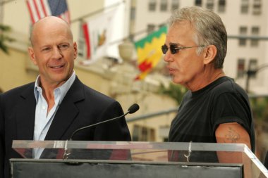Bruce willis hollywood şöhret töreni yürümek