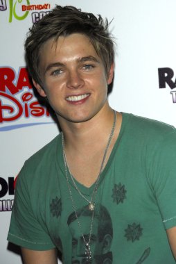 radyo disney tamamen 10 doğum günü konseri