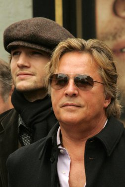 Ештон Катчер, Дон Джонсон