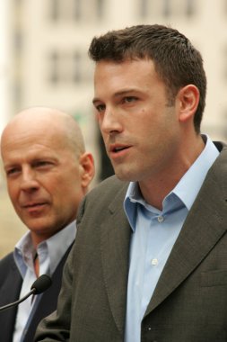 Bruce willis hollywood şöhret töreni yürümek