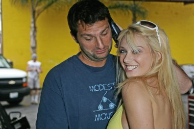 adam carolla'nın sadaka Oto yıkama