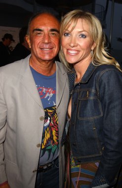 Robert shapiro ve mary beth york