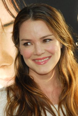 Jacinda Barrett