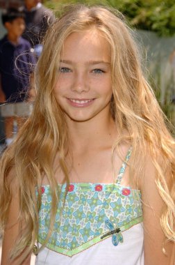 Kelsey batelaan seçin, kendi macera yeti dvd serbest parti. Eko istasyon, culver city, ca. 07-22-06 yıldız