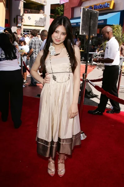 Keiko kitagawa op de wereldpremière van de snelle en de furious tokyo drift. Gibson amphitheatre, universal city, ca. 06-04-06 — Stockfoto