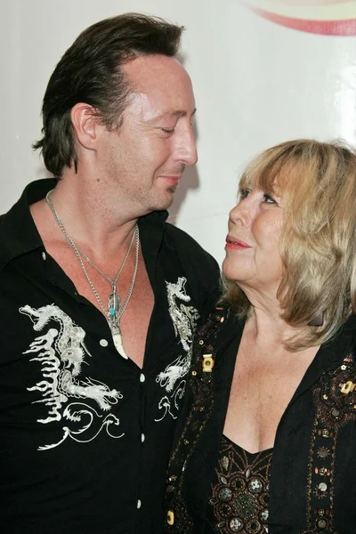 Julian lennon i cynthia lennon — Zdjęcie stockowe