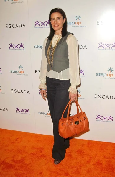 Mimi Rogers at the 'Love Letters' performance benefitting The Elizabeth Taylor HIVAids Foundation. Paramount Studios, Hollywood, CA. 12-01-07 — Stockfoto