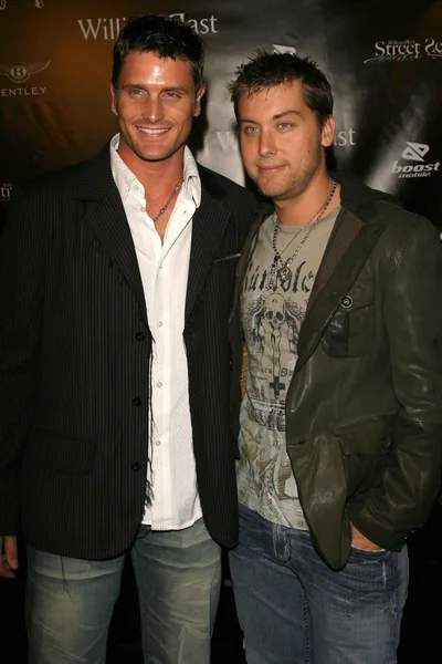 Reichen lehmkuhl och lance bass — Stockfoto