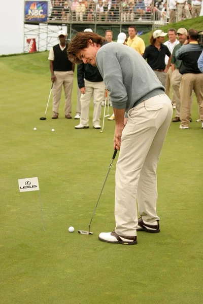 8 yıllık michael douglas ve lexus tarafından sunulan arkadaşlar