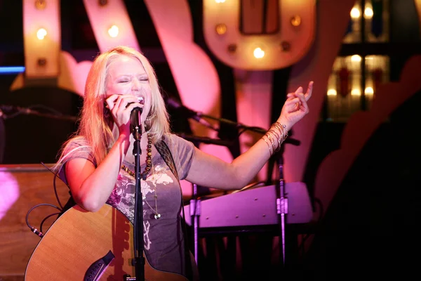 Jewel Performing Live in Concert — Stock Photo, Image
