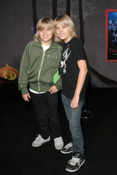 Dylan ve cole sprouse — Stok fotoğraf