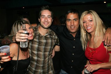 2 yıllık soğuk Heidi ve frank kalabilir yoksa gitmeliyim