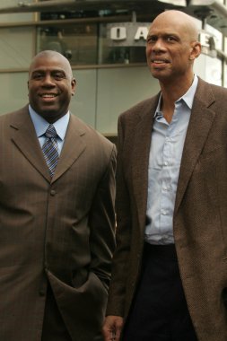 Jerry buss şöhret töreni hollywood walk