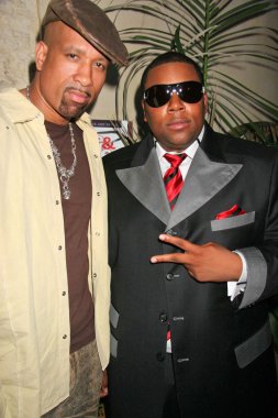 madde & kötüye dergisi denize indirmek eğlenti