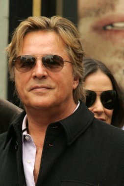 Bruce willis hollywood şöhret töreni yürümek