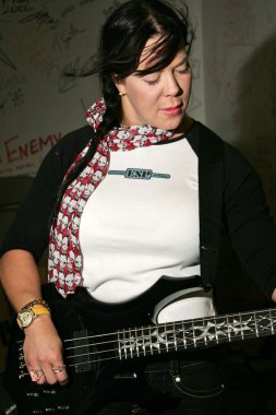 esp gitar, Chyna bebek