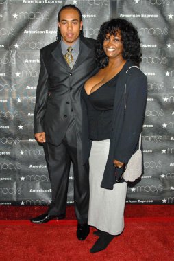 Macy's pasaport gala 2006