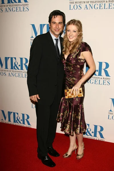 Jonathan silverman und jennifer finnigan — Stockfoto