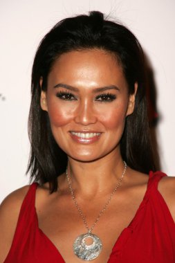 Tia Carrere