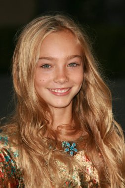 Kelsey lynn batelaan, nip tuck sezon dört premiere taraması. Paramount pictures, hollywood, ca. 08 / 25 / 06