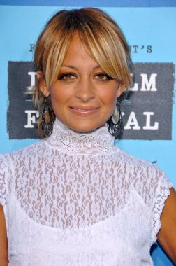 Nicole Richie