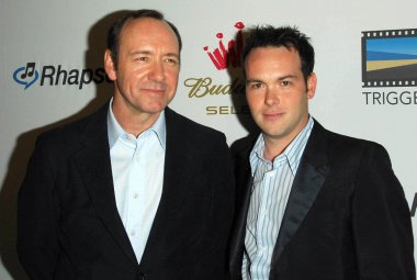 Kevin spacey ve dana brunetti, yeni triggerstreet.com parti başlattı. Sosyal hollywood, hollywood, ca. 06-15-06