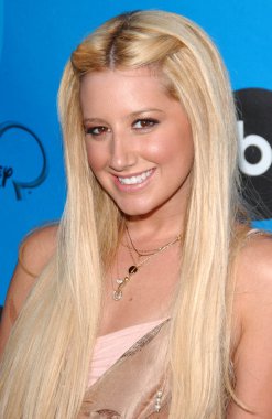 Ashley tisdale